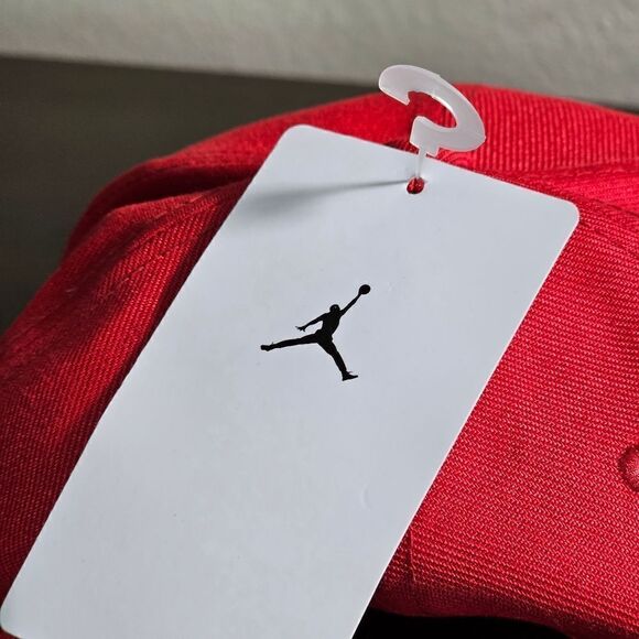 Air Jordan 1 2 3 4 5 6 11 12 13 OG Retro Bred Bulls Playoffs Snapback Hat Red - Picture 8 of 12